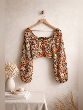 Vero Moda Saga Sweetheart Crop Top Black Multicolor Medium Long Sleeve NWT